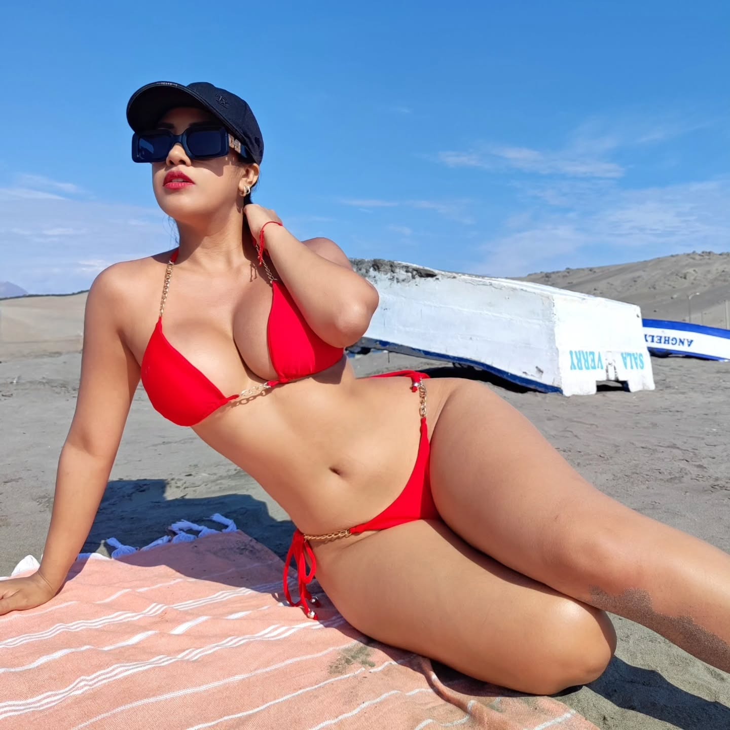 Angie Bardales Davila